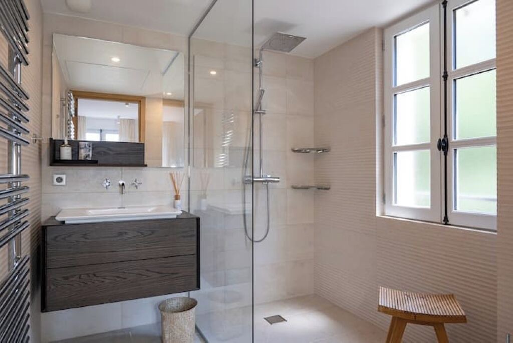 Photo of Bathroom in Saint-Tropez City Centre