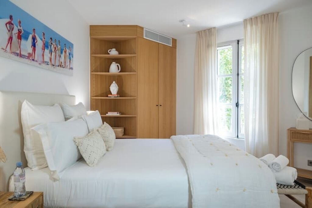 Photo of Bedroom in Saint-Tropez City Centre