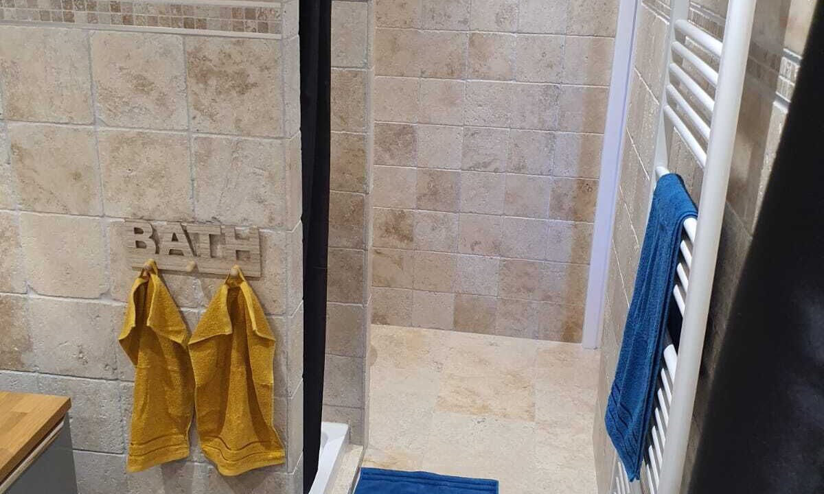 Photo of Bathroom in Saint Pierre de Mezoargues