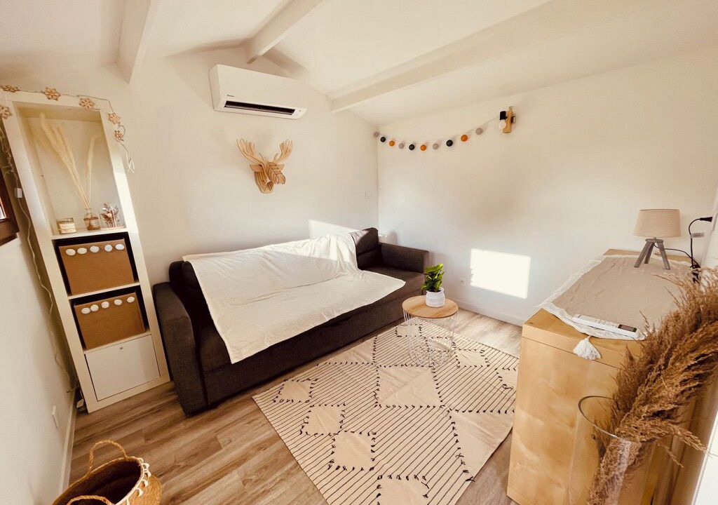 Photo of Bedroom in Roquefort-les-Pins