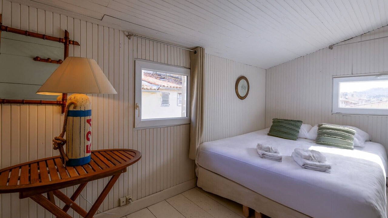 Photo of Bedroom in Old Town