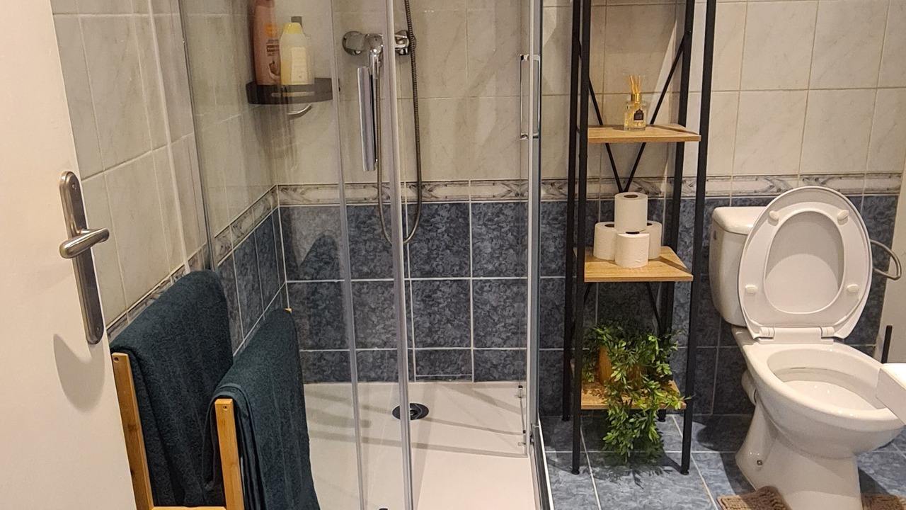 Photo of Bathroom in Liberation