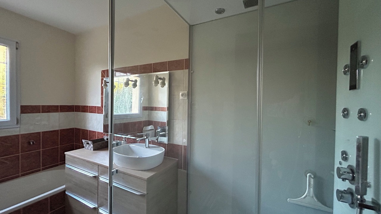 Photo of Bathroom in Vidauban