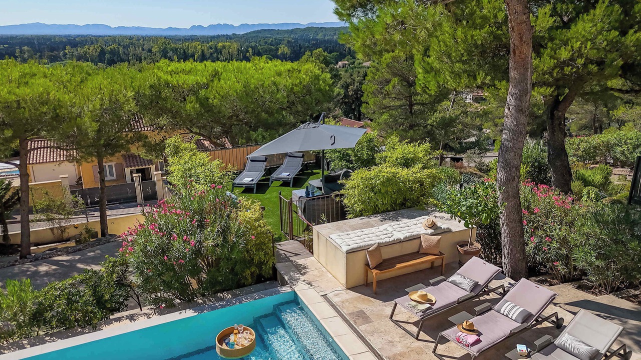 Photo of Outdoor in Noves