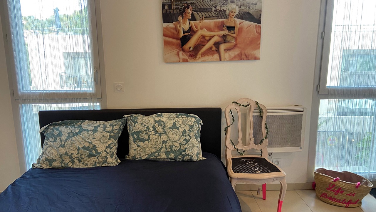 Photo of Bedroom in 12th Arrondissement