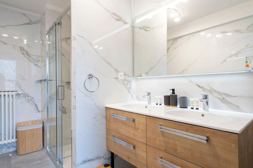Photo of Bathroom in Carnot