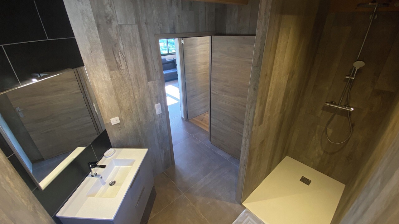 Photo of Bathroom in Chorges
