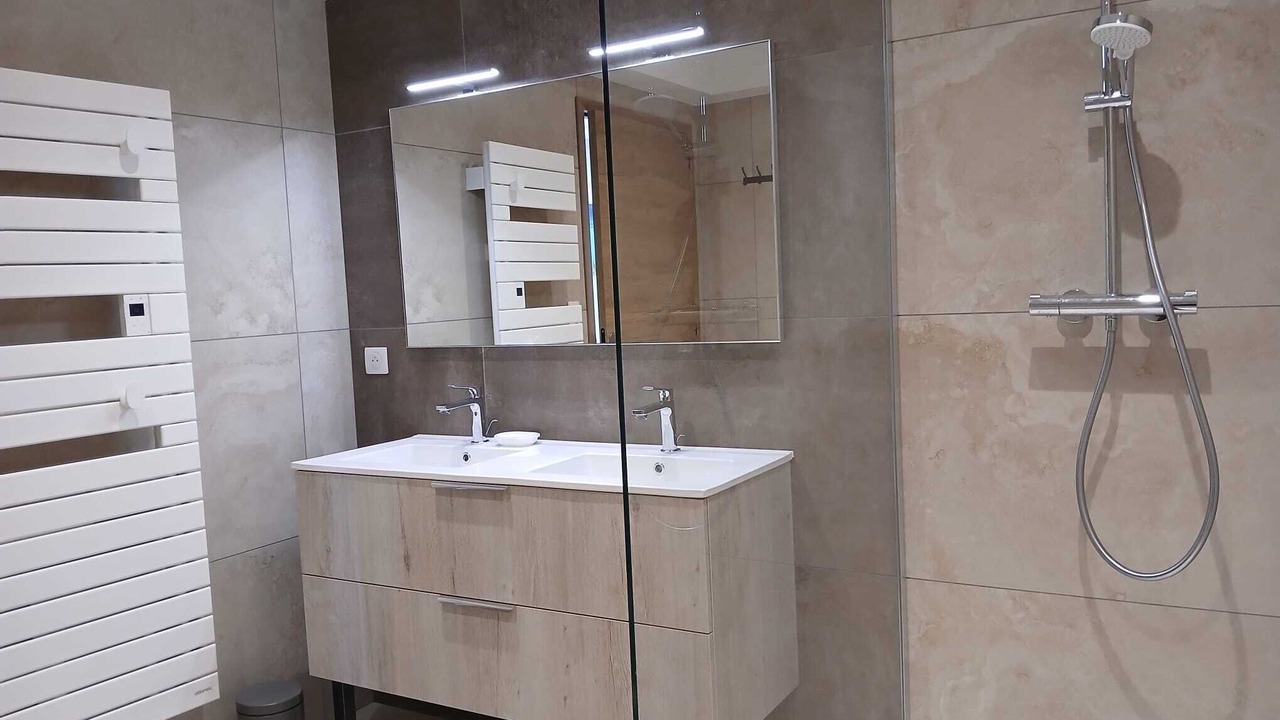 Photo of Bathroom in Chorges