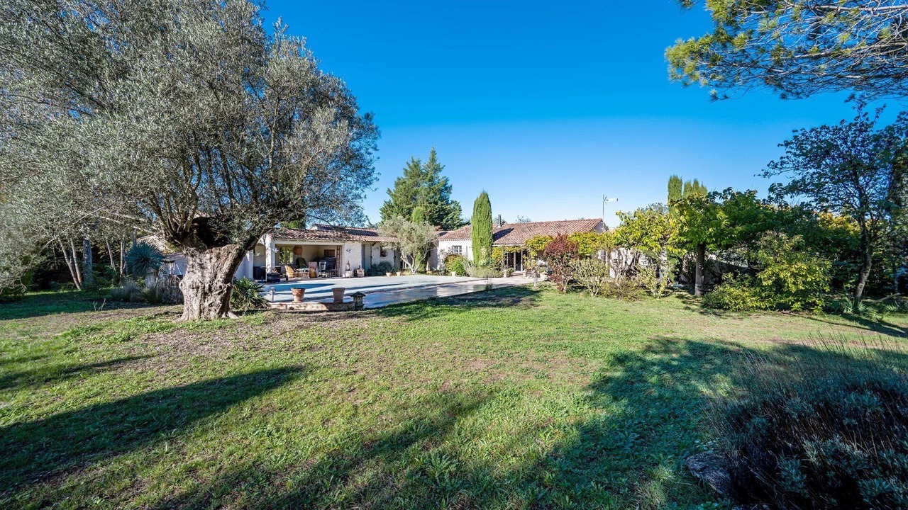 Photo of Outdoor in Orgon