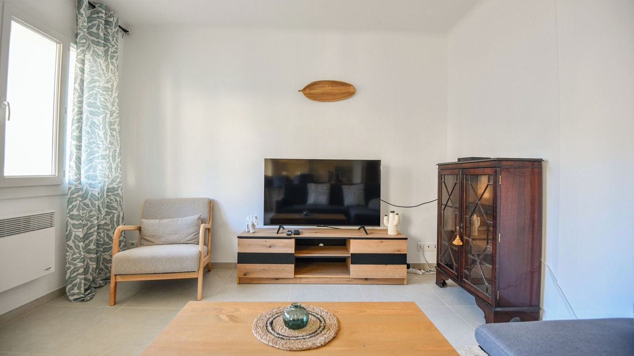 Photo of Livingroom in Saint-Victor