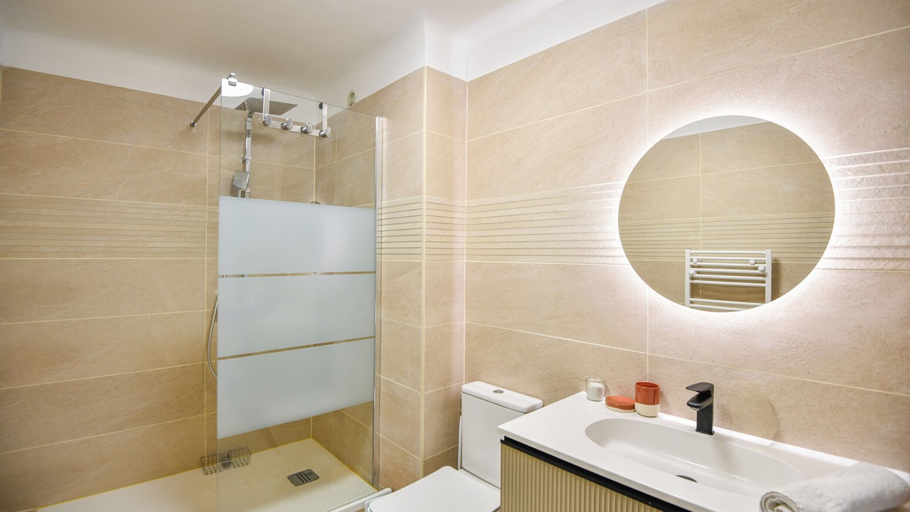 Photo of Bathroom in Saint-Victor