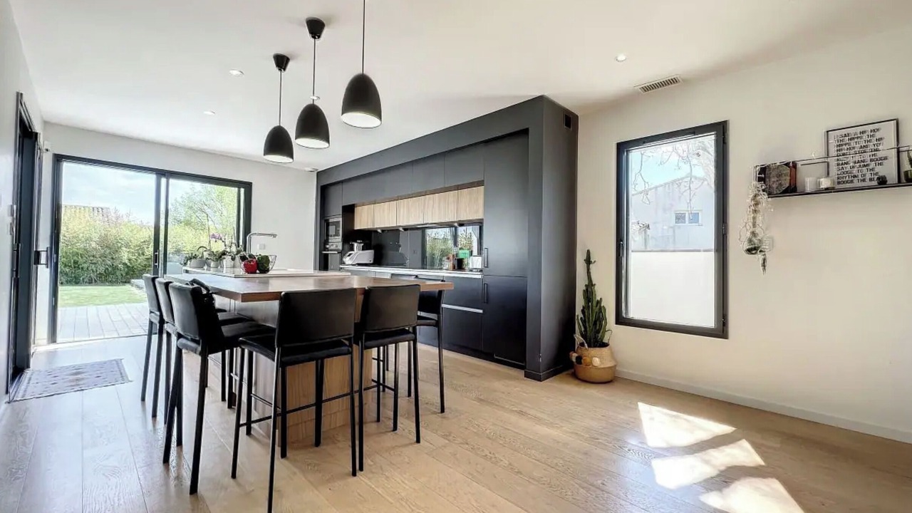 Photo of Kitchen in Molleges