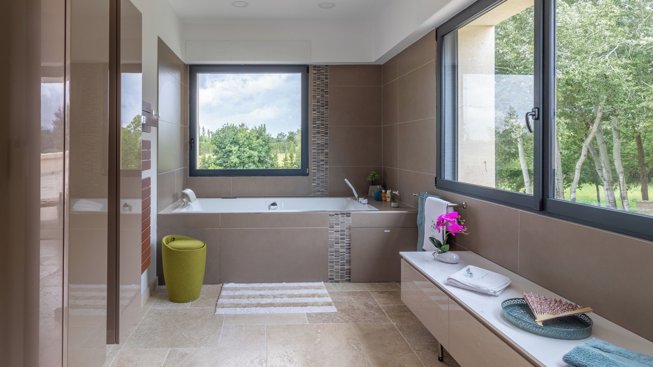 Photo of Bathroom in Molleges