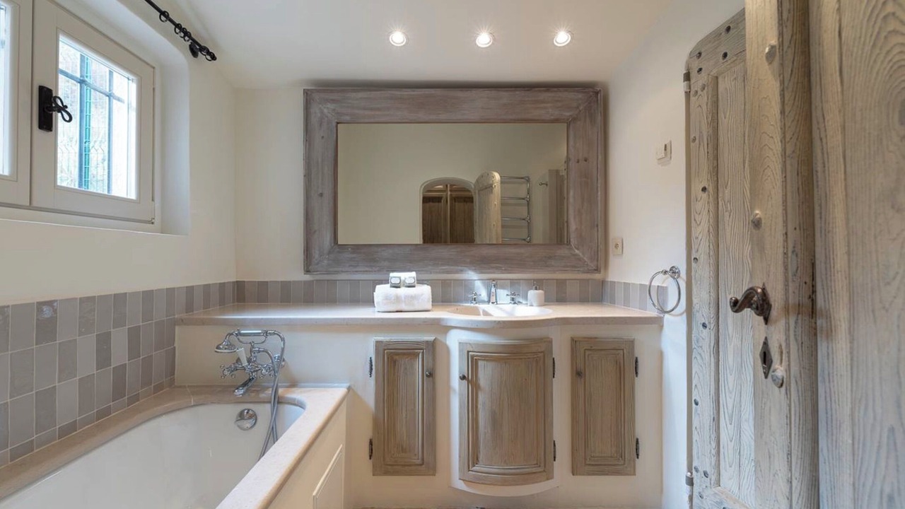 Photo of Bathroom in Vence