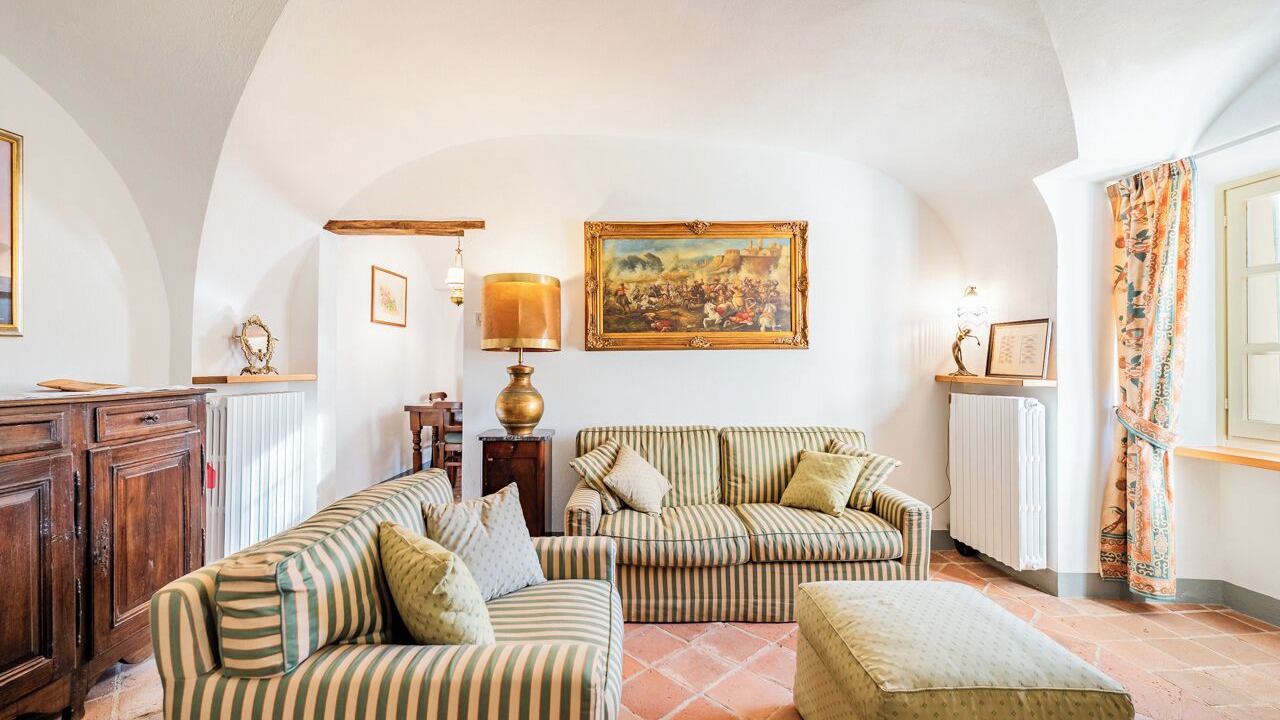 Photo of Livingroom in Carru