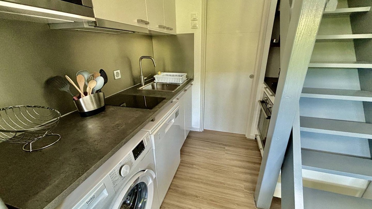 Photo of Kitchen in Le Lavandou