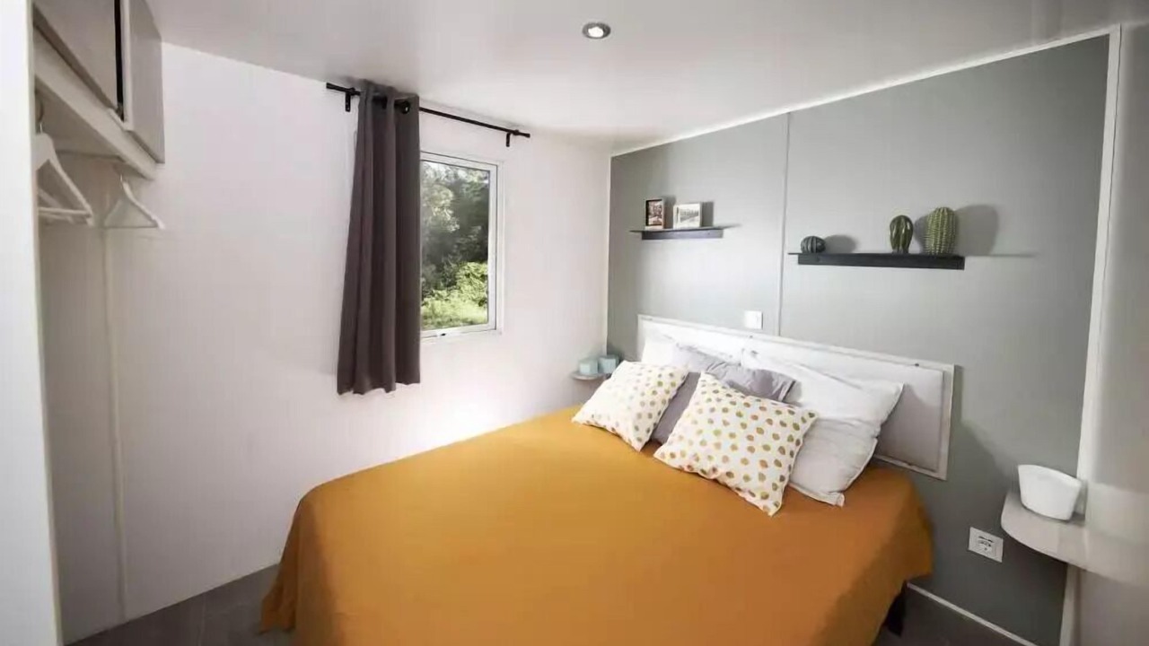 Photo of Bedroom in Cadenet
