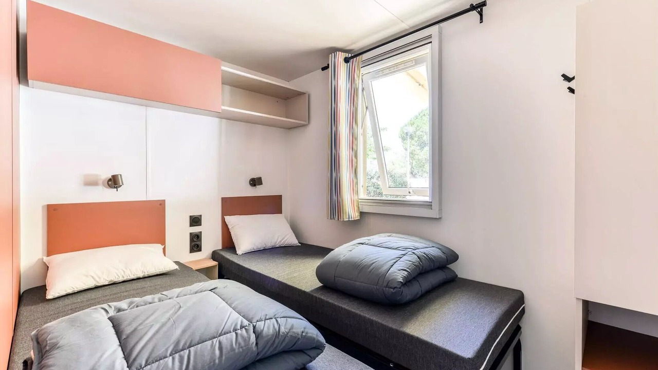 Photo of Bedroom in Cadenet