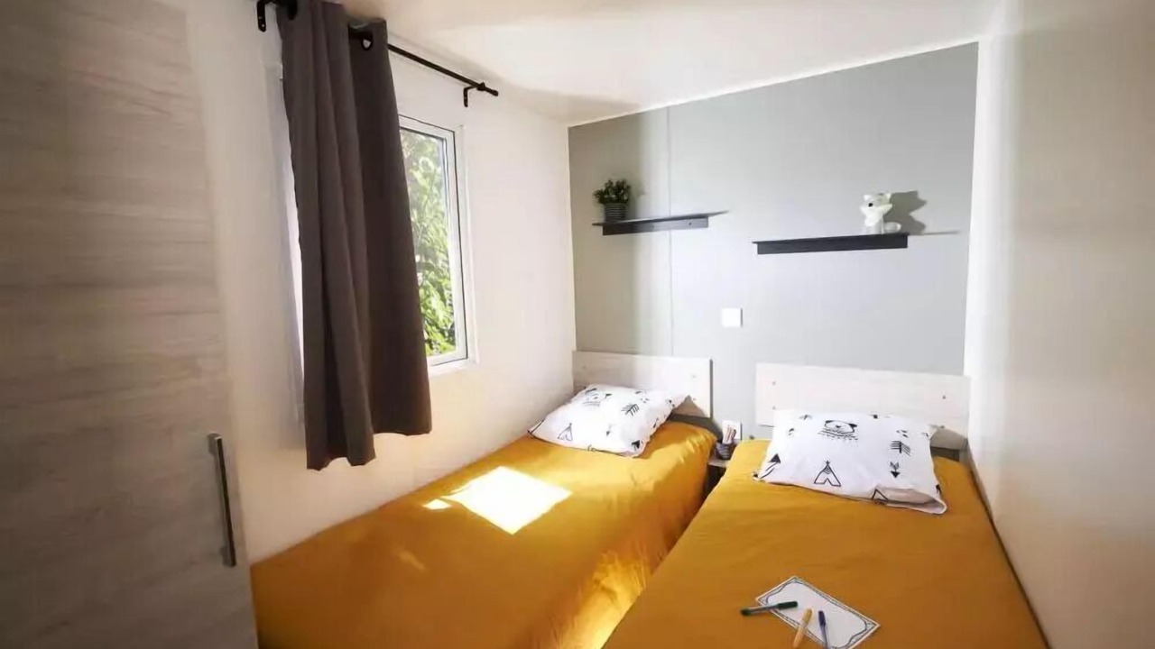 Photo of Bedroom in Cadenet