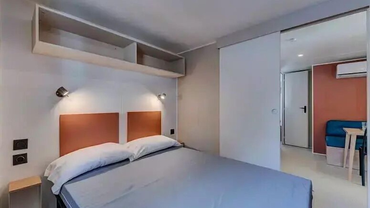 Photo of Bedroom in Carry-le-Rouet