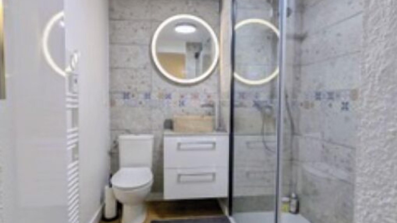 Photo of Bathroom in Boulouris-sur-Mer