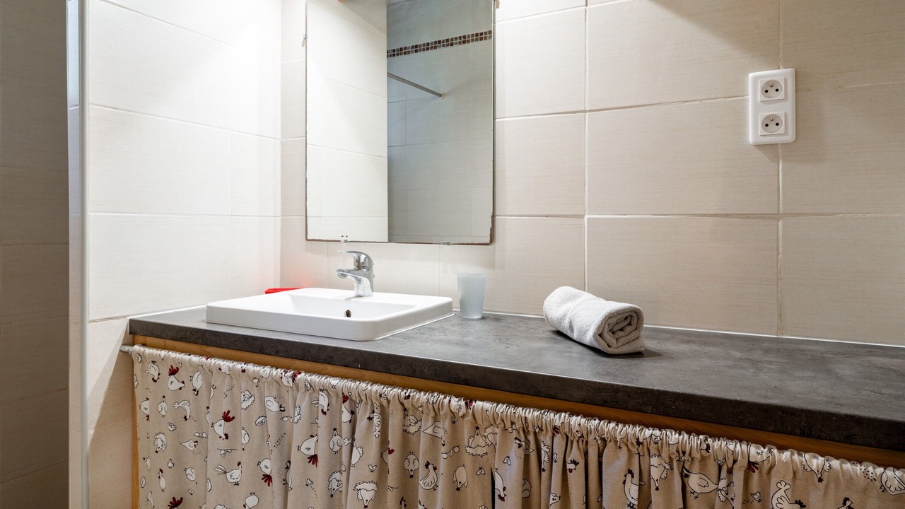 Photo of Bathroom in Raphele-les-Arles