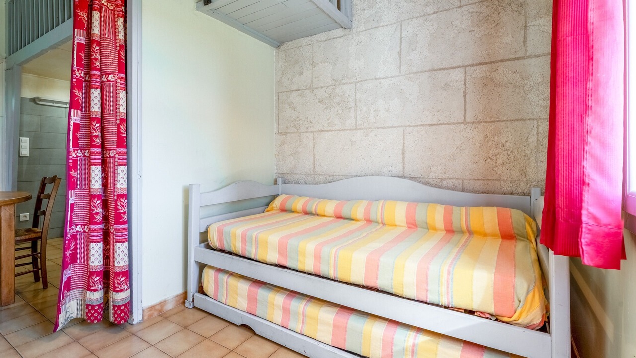 Photo of Bedroom in Raphele-les-Arles