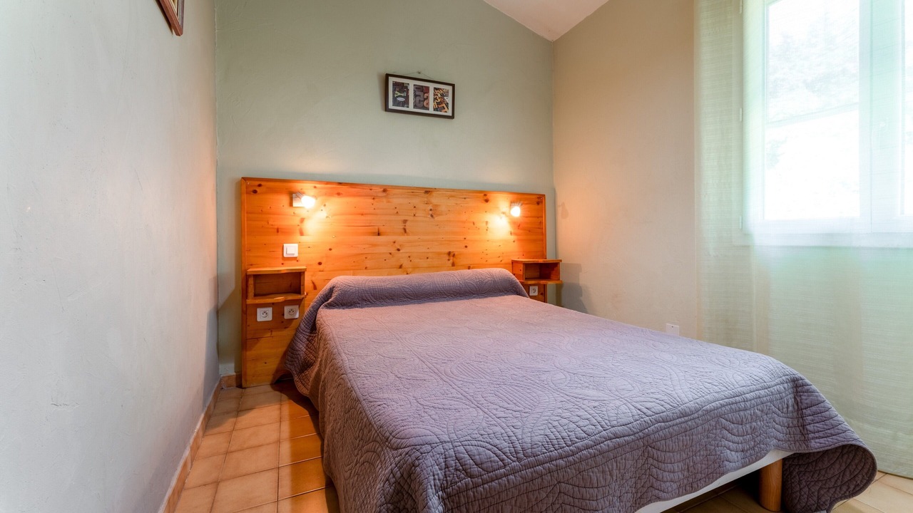Photo of Bedroom in Raphele-les-Arles