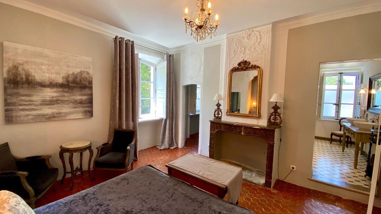 Photo of Bedroom in Gemenos