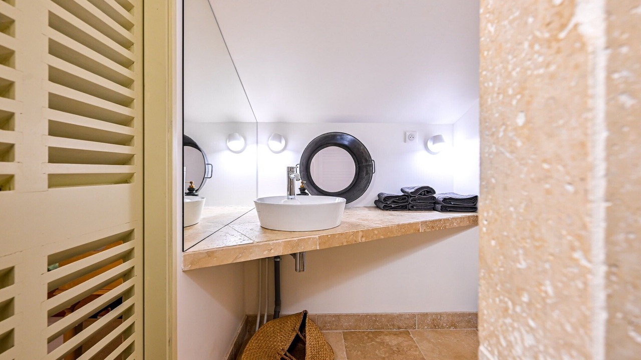 Photo of Bathroom in Gemenos