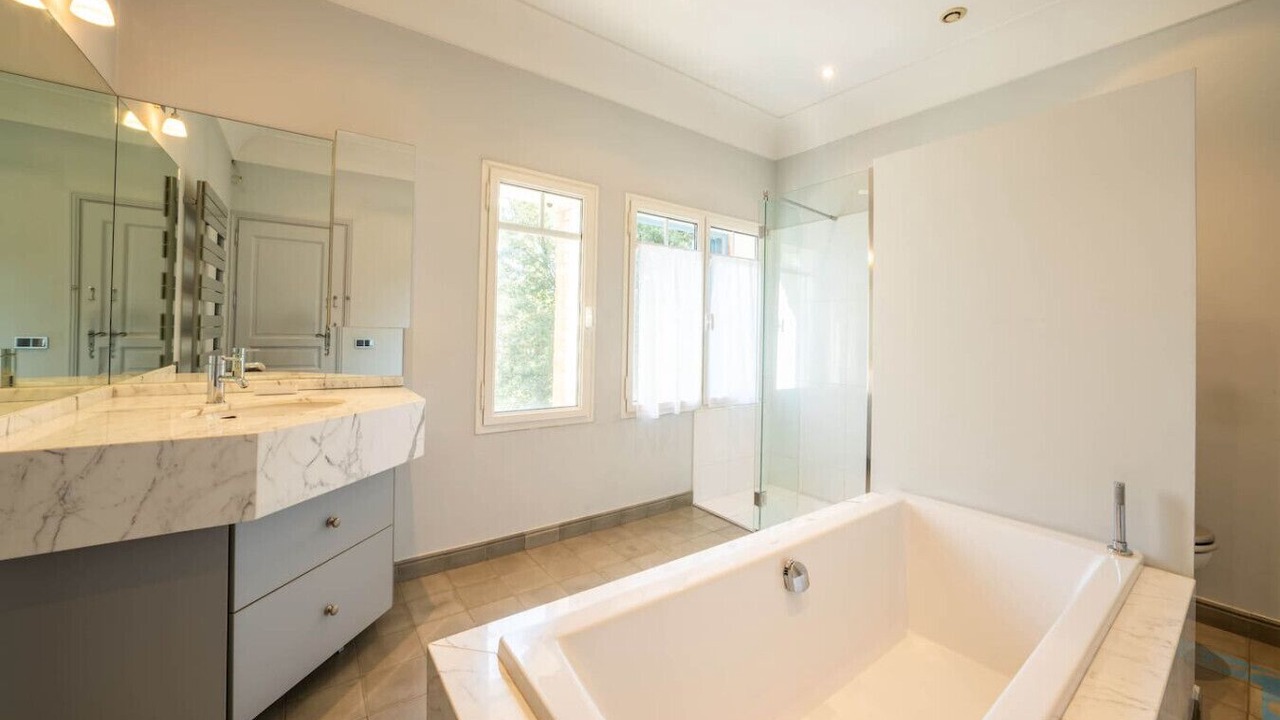 Photo of Bathroom in Biot