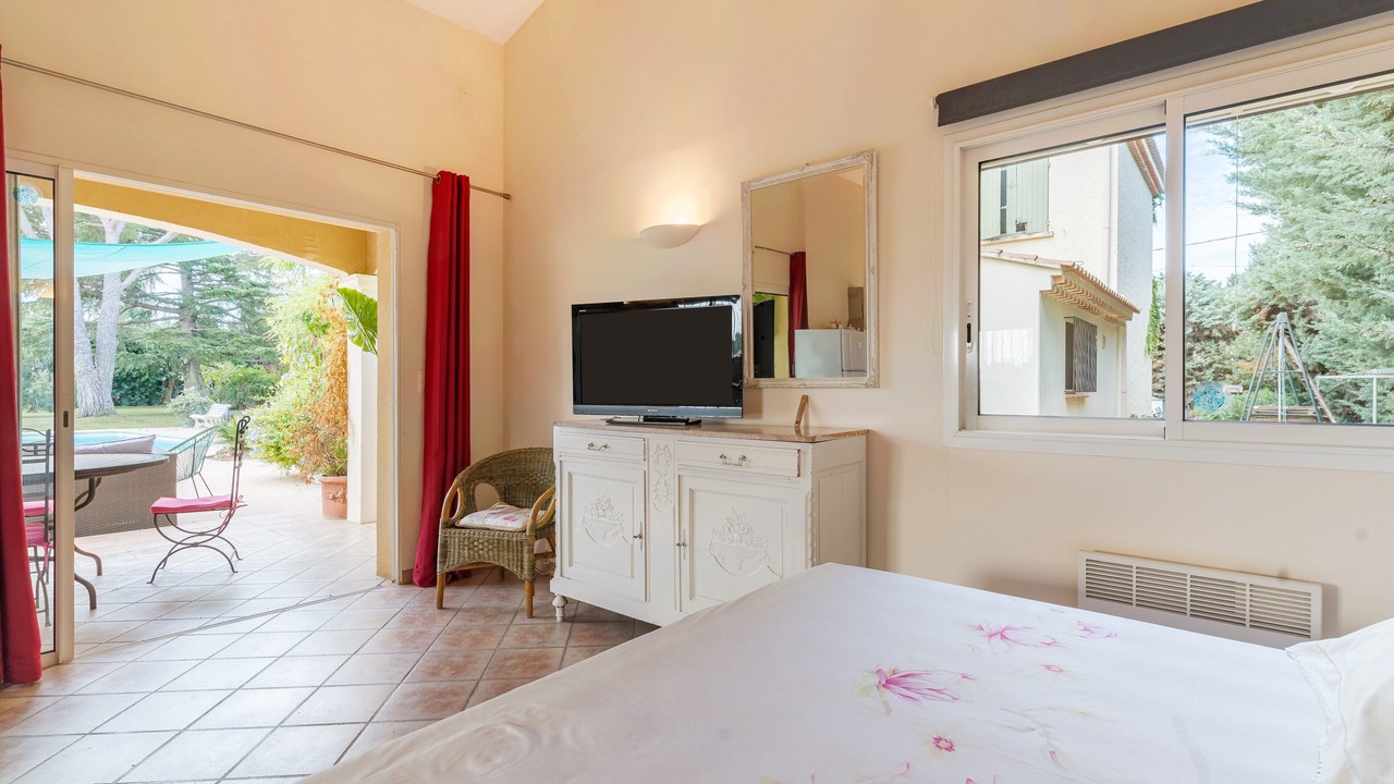 Photo of Bedroom in Salon-de-Provence