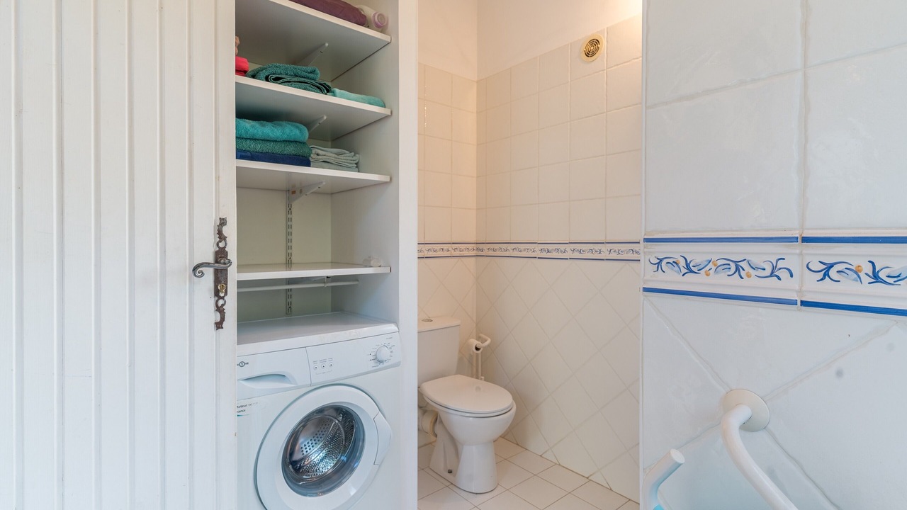 Photo of Bathroom in Salon-de-Provence