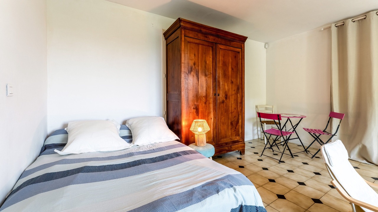 Photo of Bedroom in Eyragues