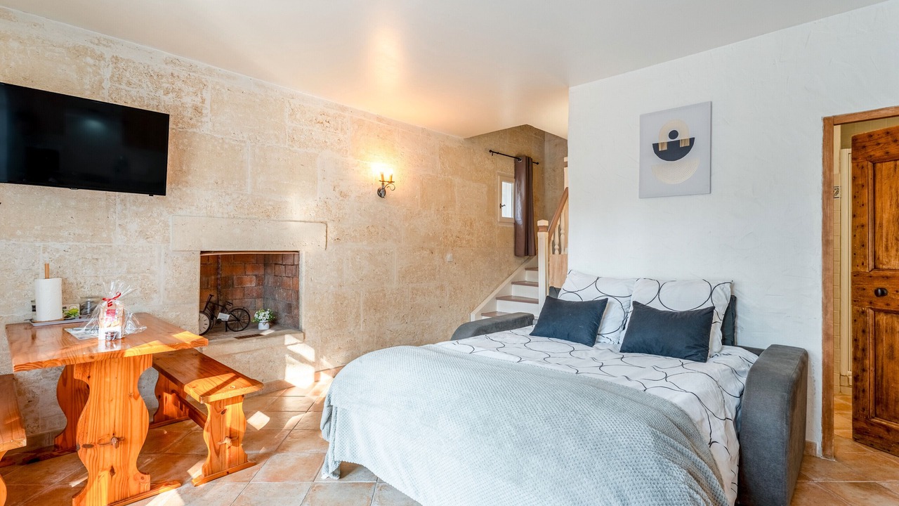 Photo of Bedroom in Cabannes