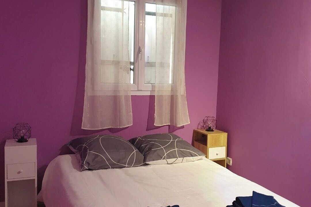 Photo of Bedroom in Saint-Cannat