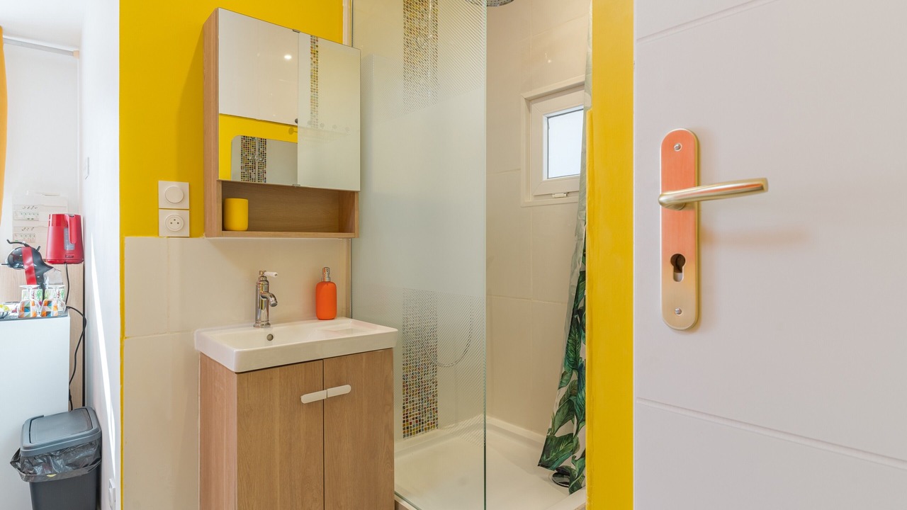 Photo of Bathroom in Lambesc