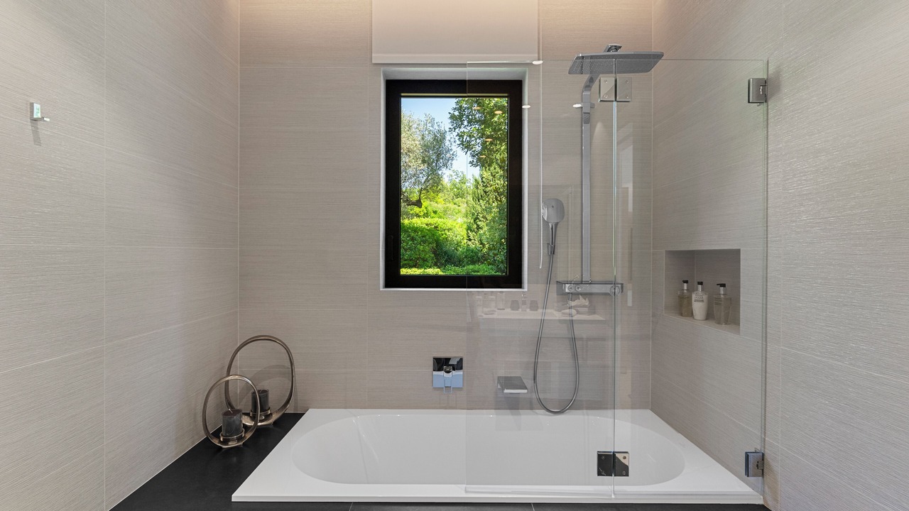 Photo of Bathroom in Tourrettes