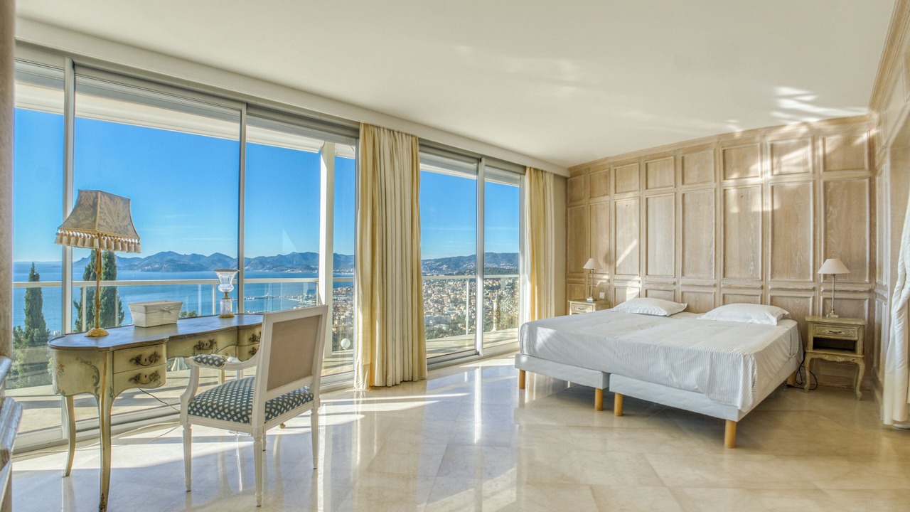 Photo of Bedroom in California - Pezou