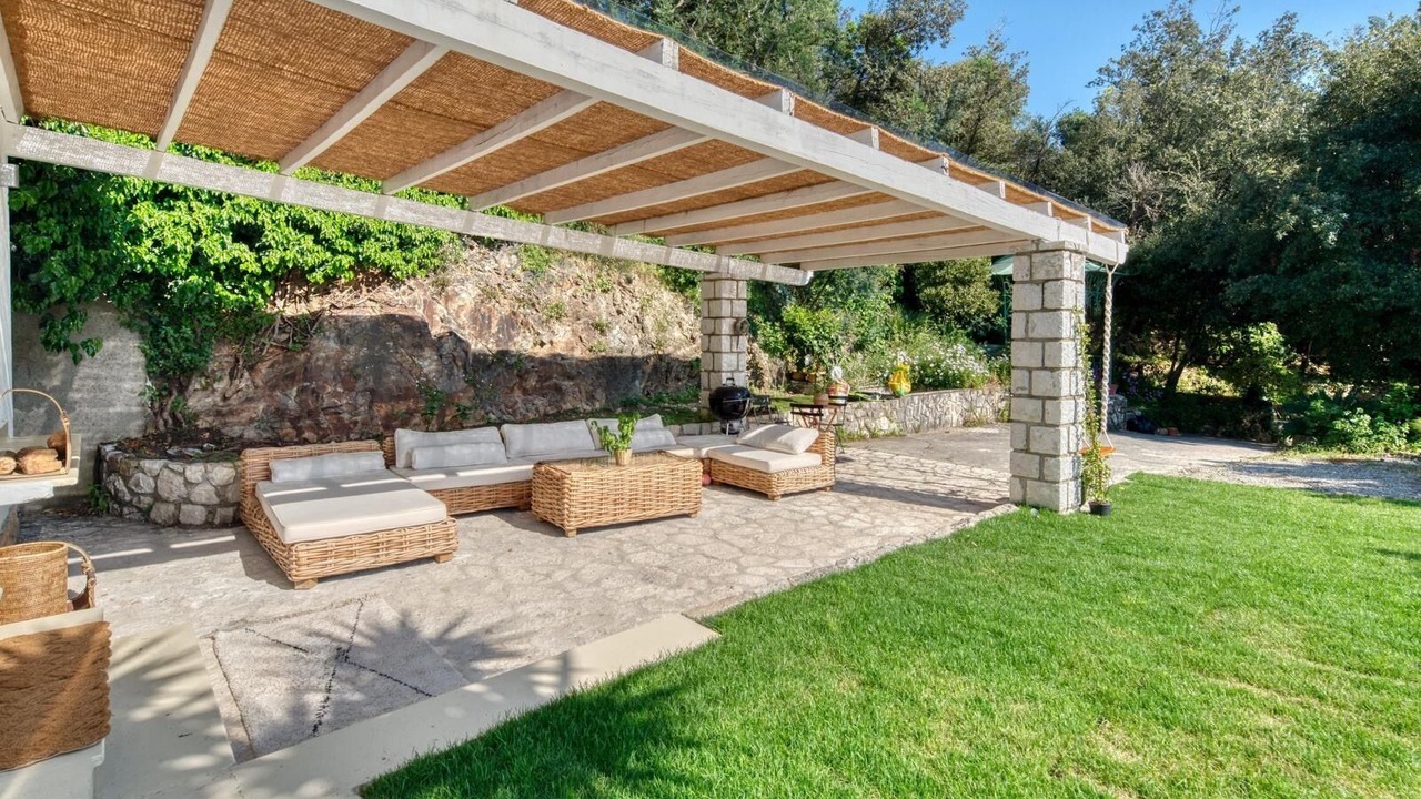 Photo of Patio Balcony in California - Pezou