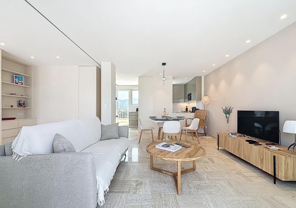 Photo of Livingroom in Prado - Republique