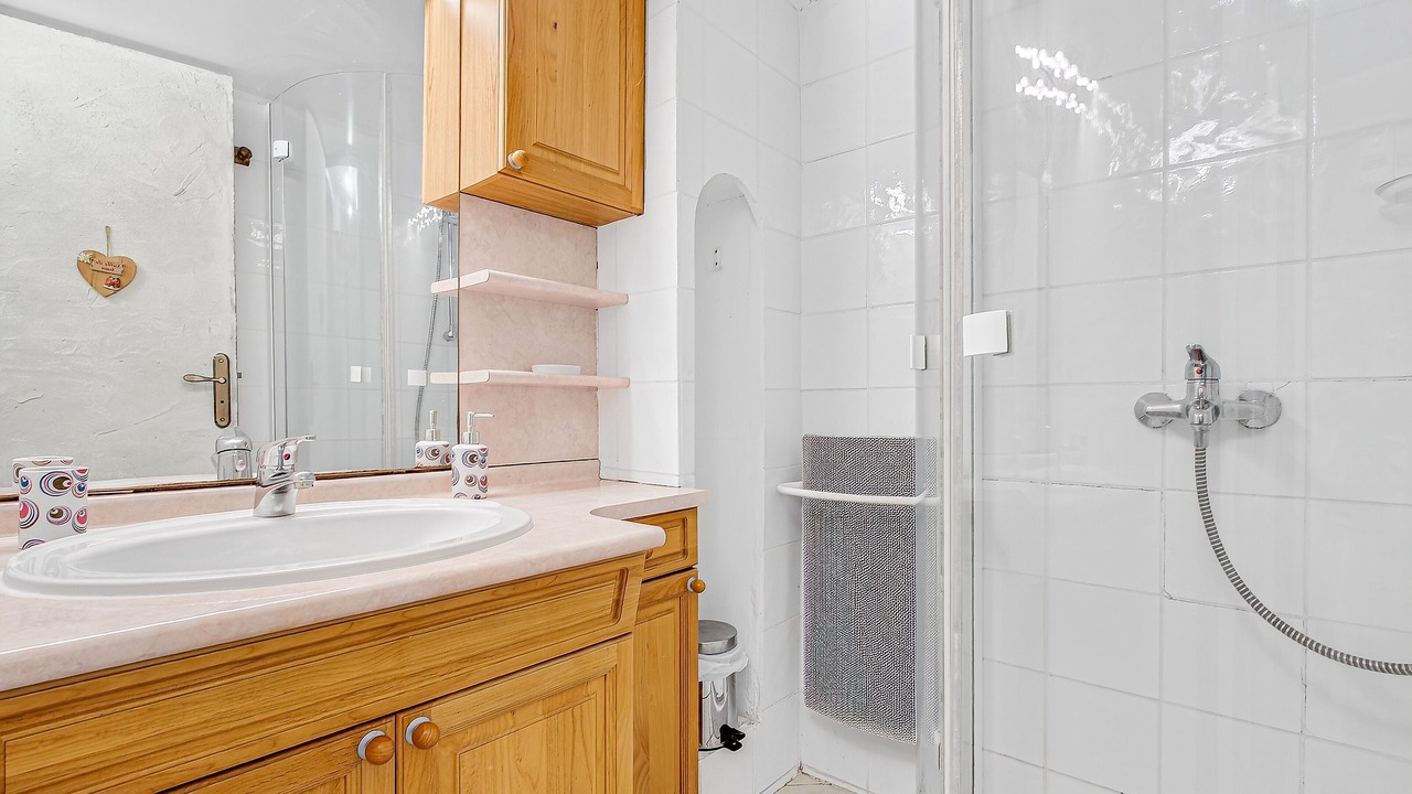 Photo of Bathroom in Beauvezer