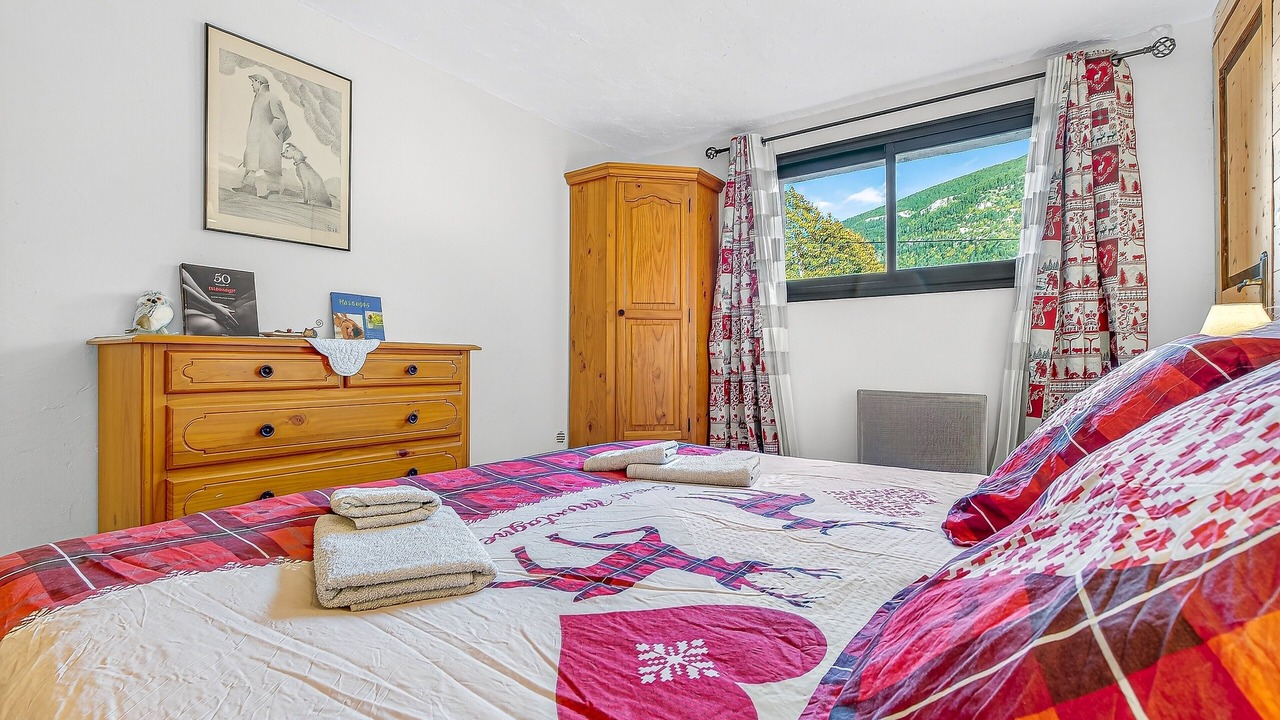 Photo of Bedroom in Beauvezer