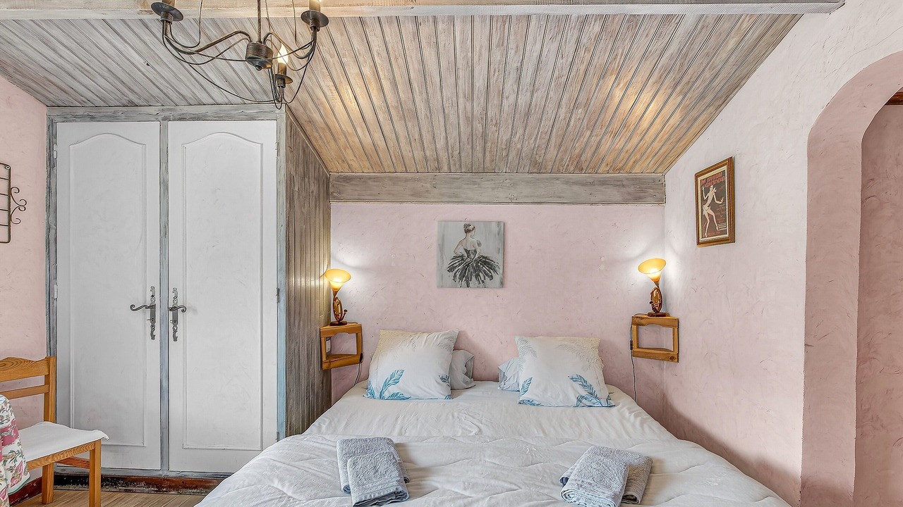 Photo of Bedroom in Beauvezer