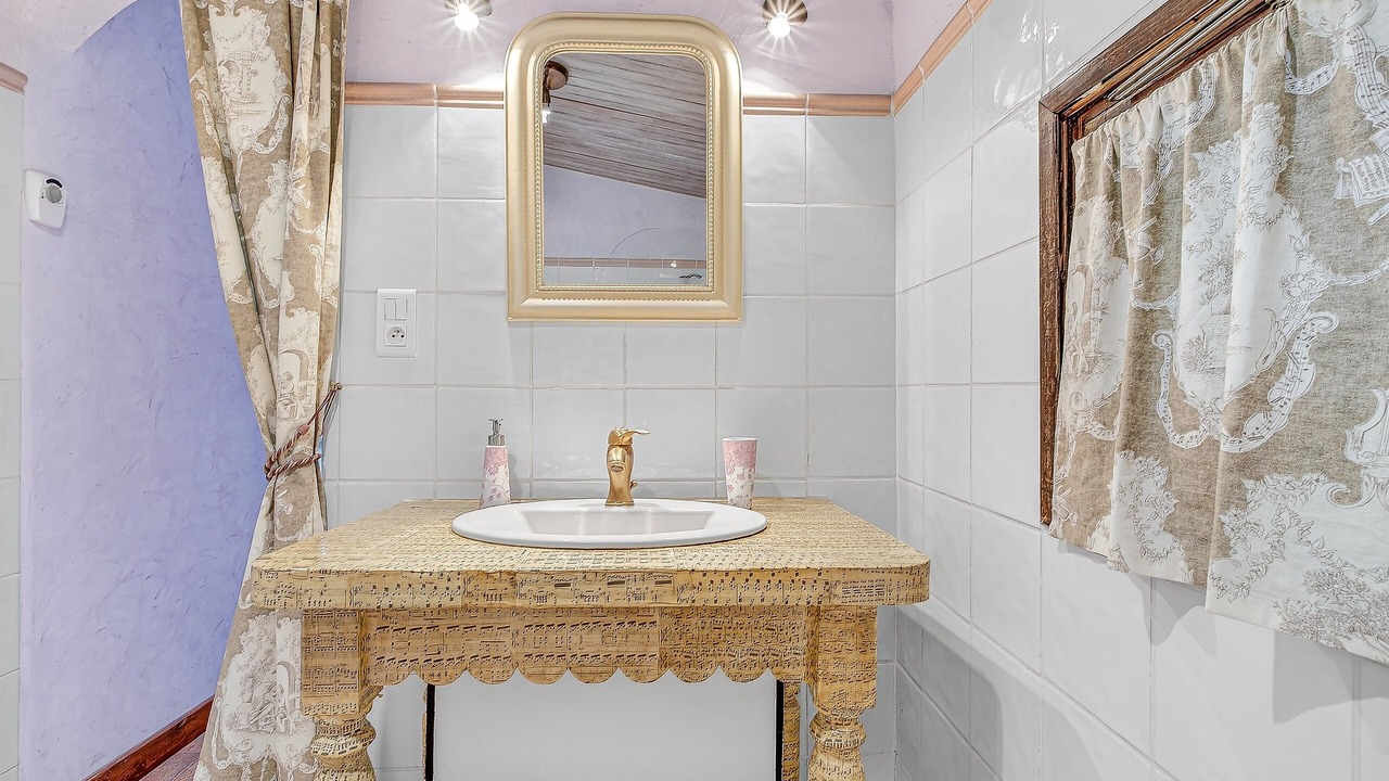 Photo of Bathroom in Beauvezer