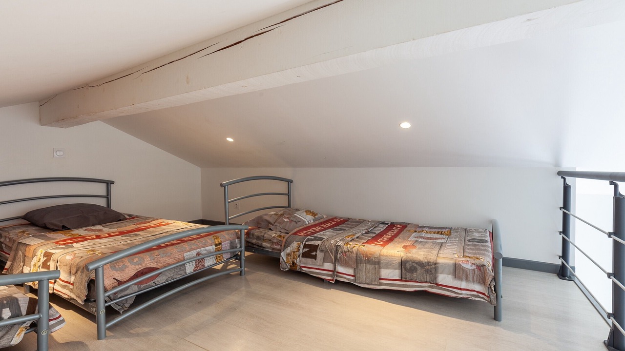 Photo of Bedroom in Saint-Mitre-les-Remparts