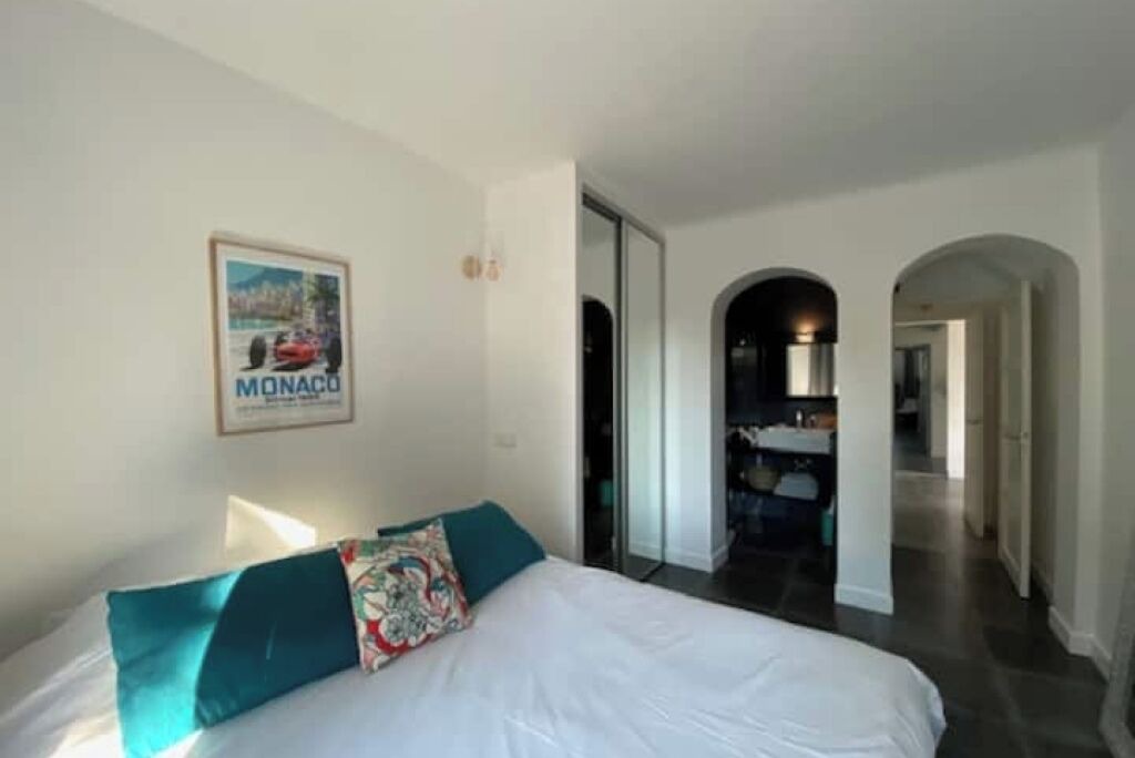 Photo of Bedroom in Aix-en-Provence