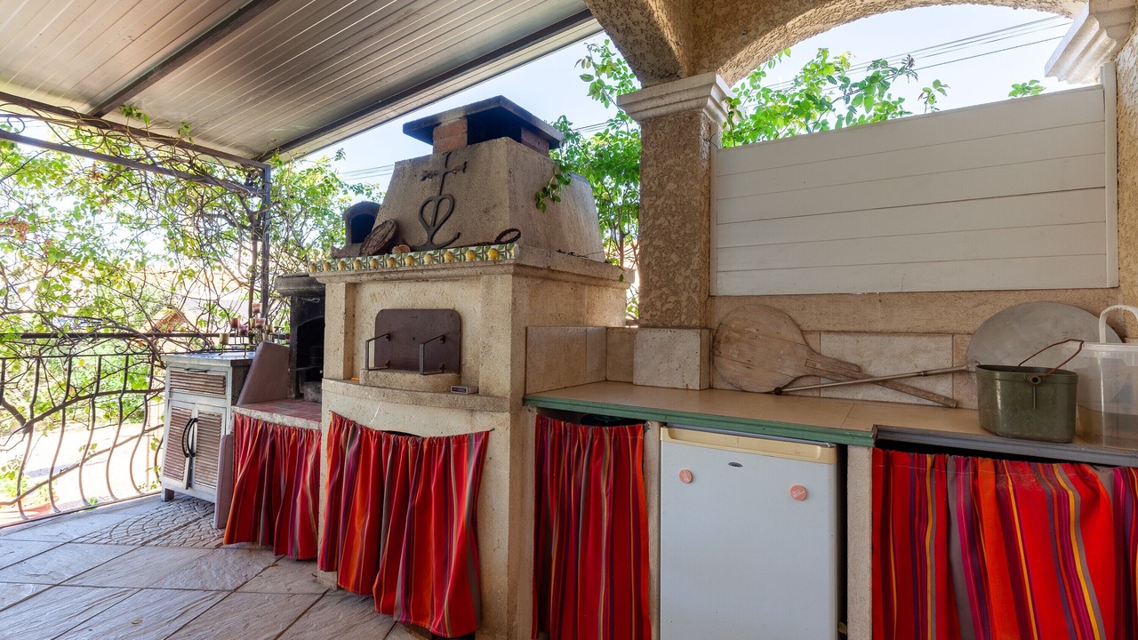 Photo of Patio Balcony in Port-Saint-Louis-du-Rhone