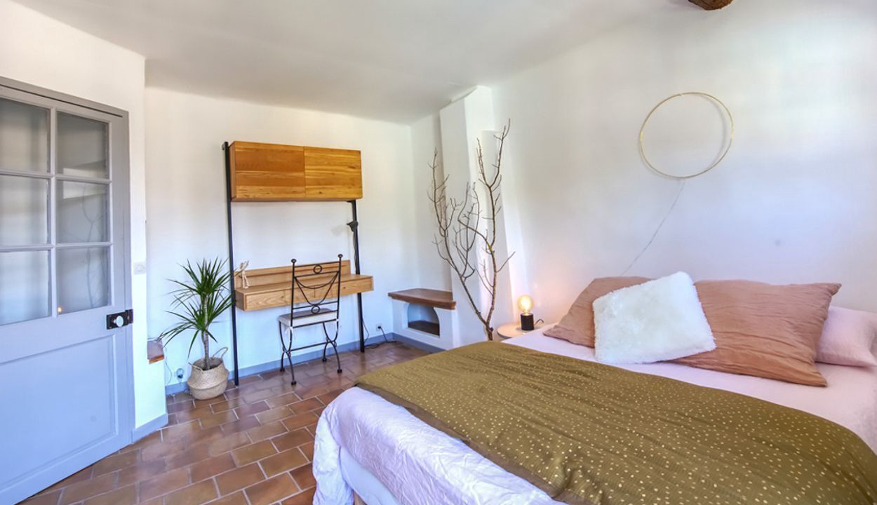 Photo of Bedroom in St.-Remy-de-Provence