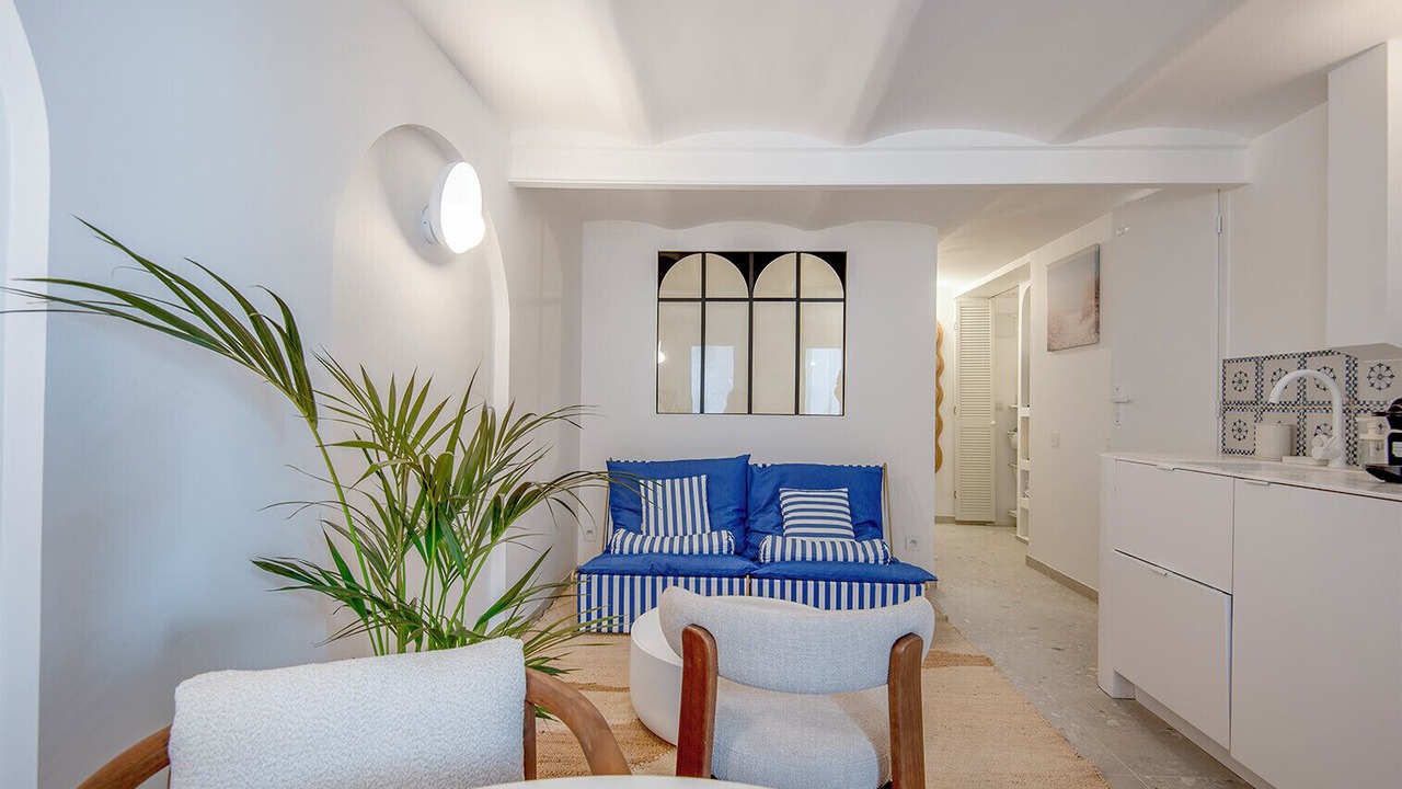 Photo of Livingroom in Saint-Lambert